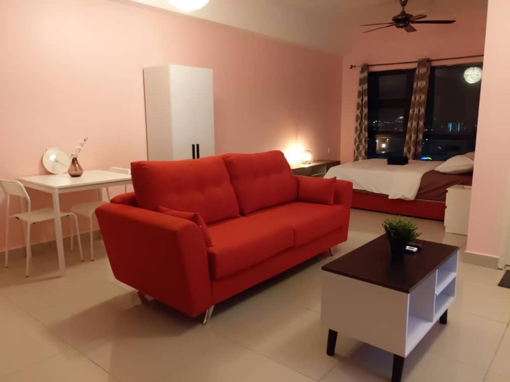 Cozy Studio unit,Cyberjaya,Wifi, Netflix,Free parking Bagian luar foto