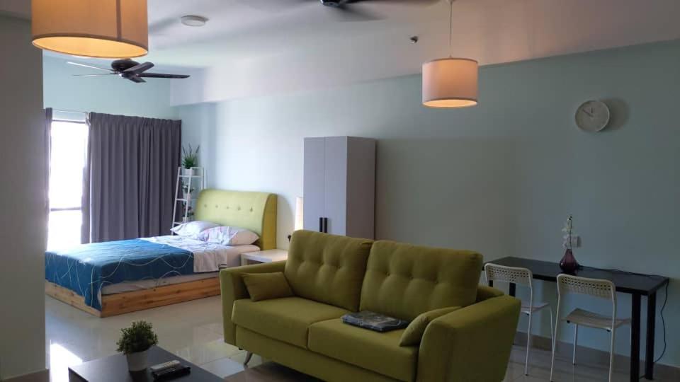 Cozy Studio unit,Cyberjaya,Wifi, Netflix,Free parking Bagian luar foto