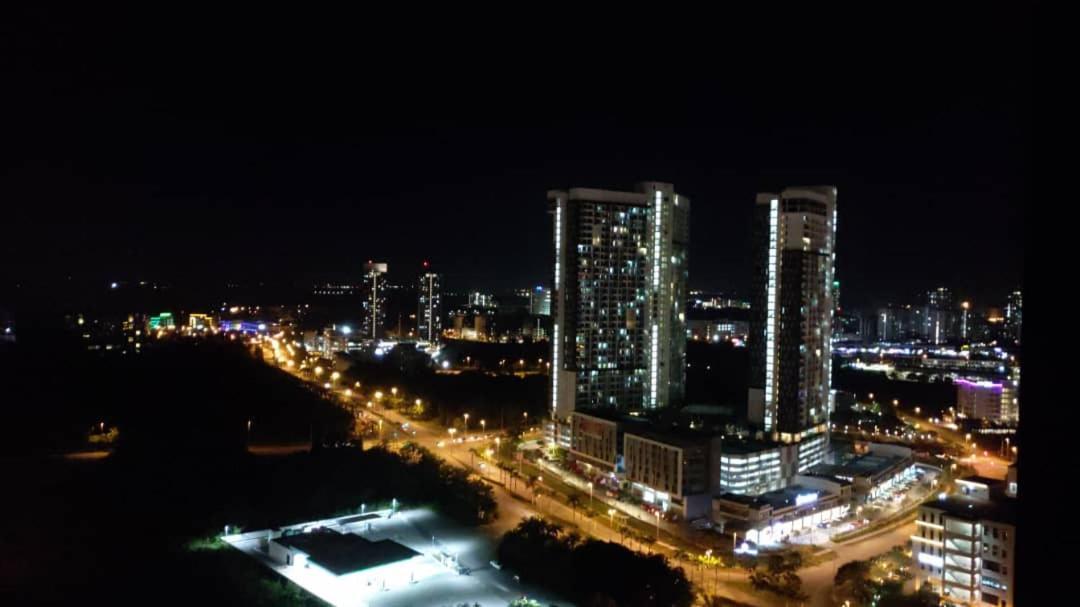 Cozy Studio unit,Cyberjaya,Wifi, Netflix,Free parking Bagian luar foto
