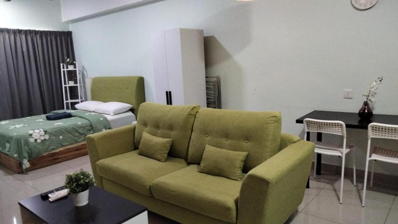 Cozy Studio unit,Cyberjaya,Wifi, Netflix,Free parking Bagian luar foto